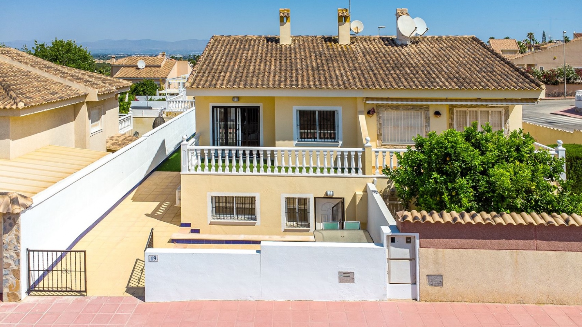 Wederverkoop - Herenhuis - Benijofar - Benimar