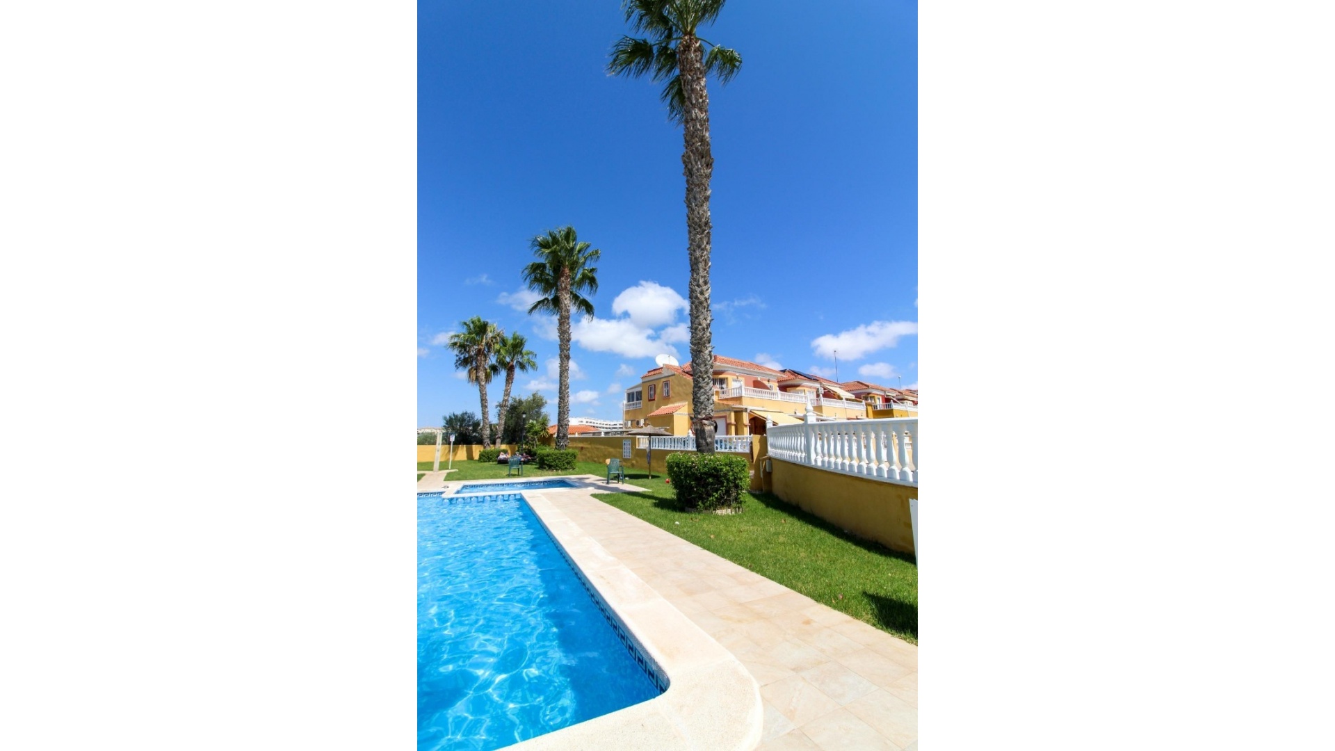 Wederverkoop - Herenhuis - Cabo Roig - la regia