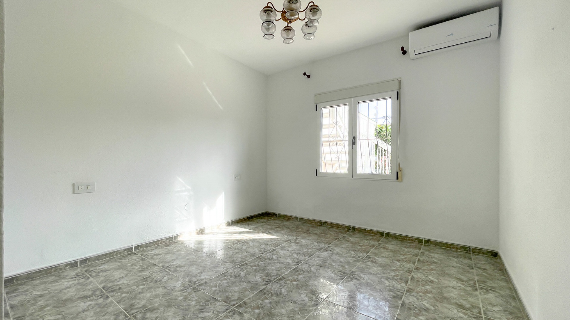 Wederverkoop - Herenhuis - Cabo Roig - la regia