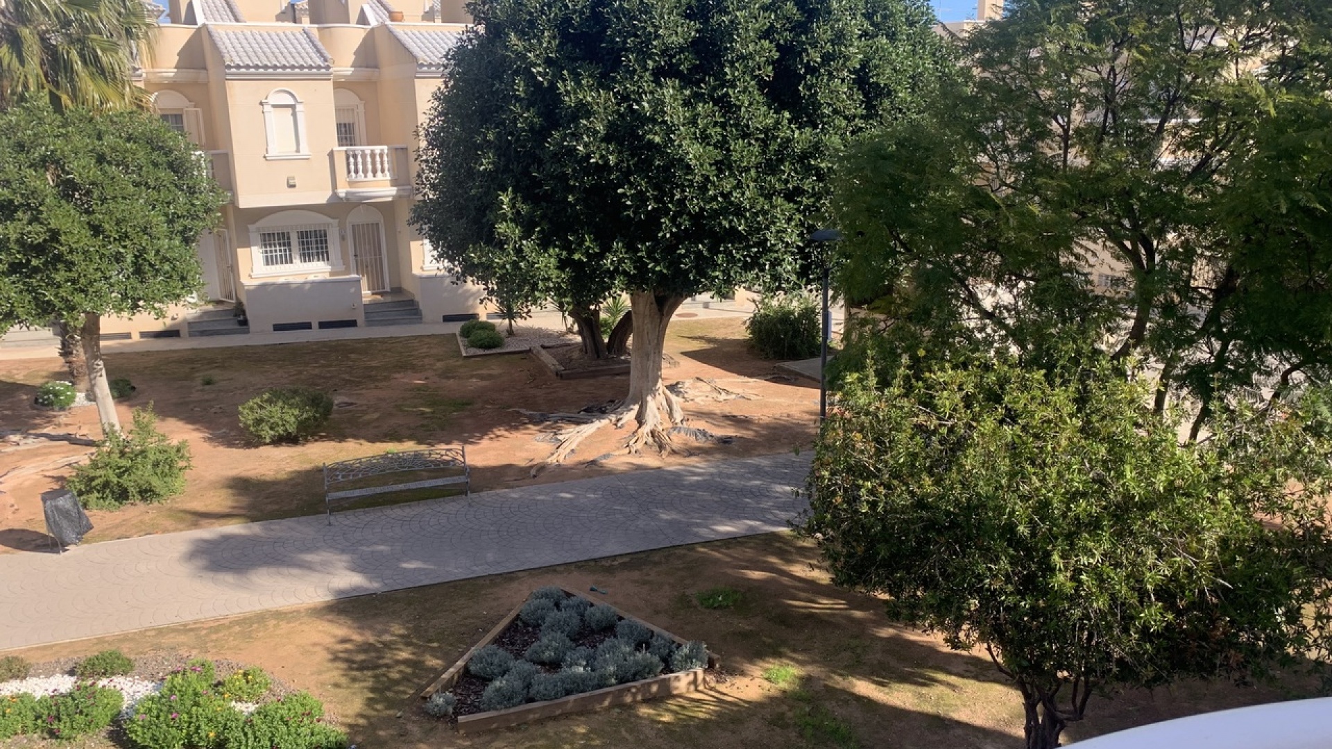 Wederverkoop - Herenhuis - Heredades - heredades