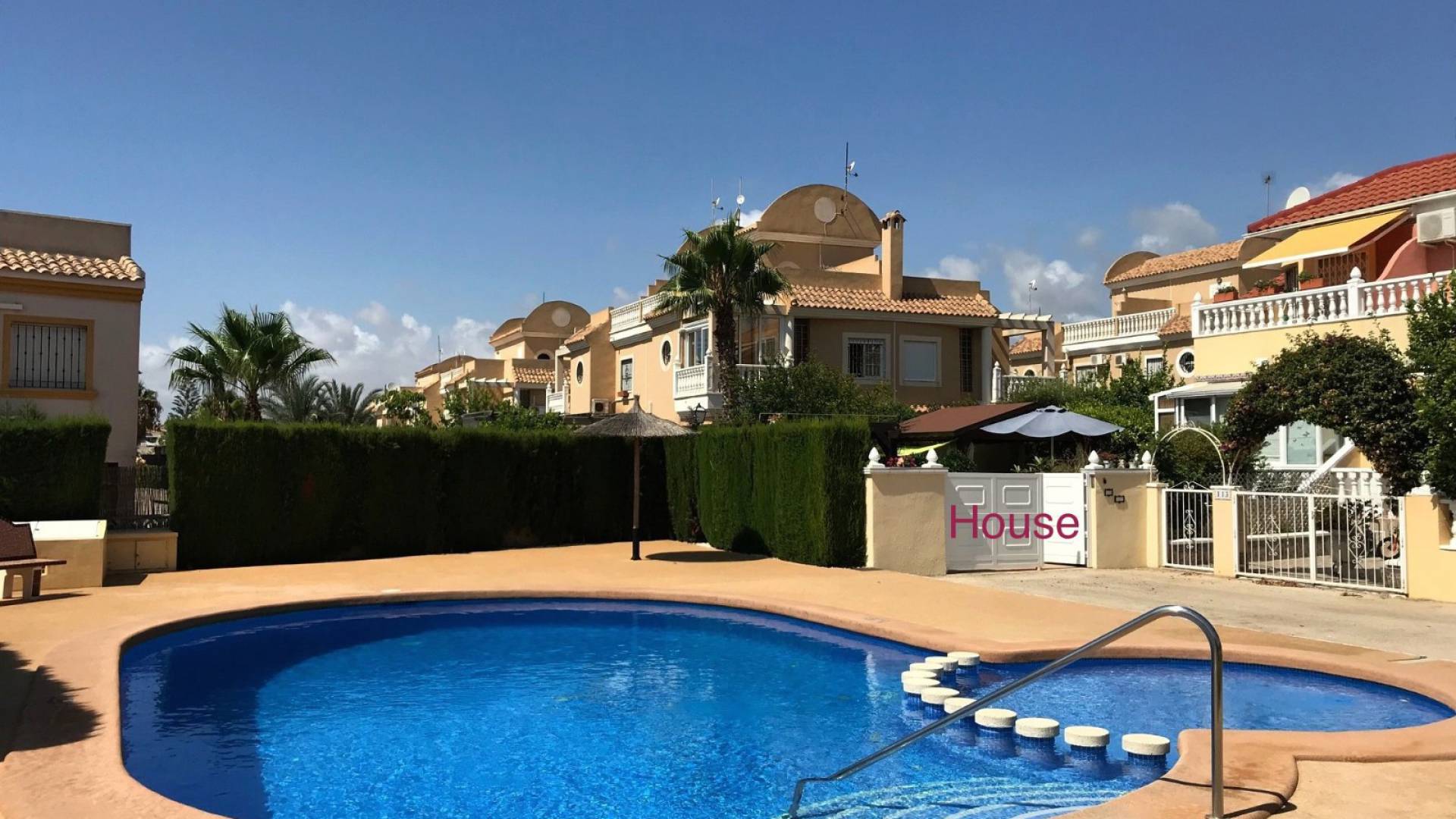 Wederverkoop - Herenhuis - La Zenia - Res. Las Mañanitas