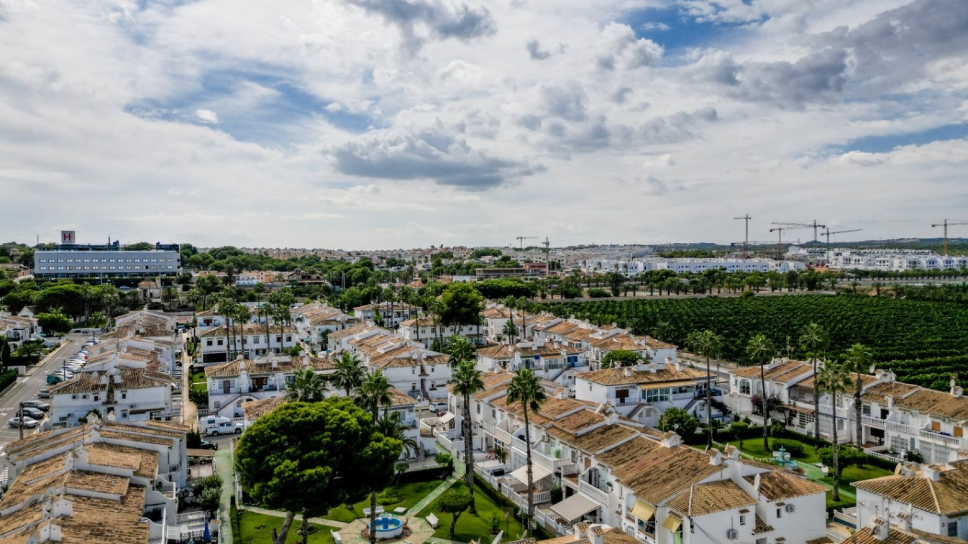 Wederverkoop - Herenhuis - Los Balcones - lago jardin