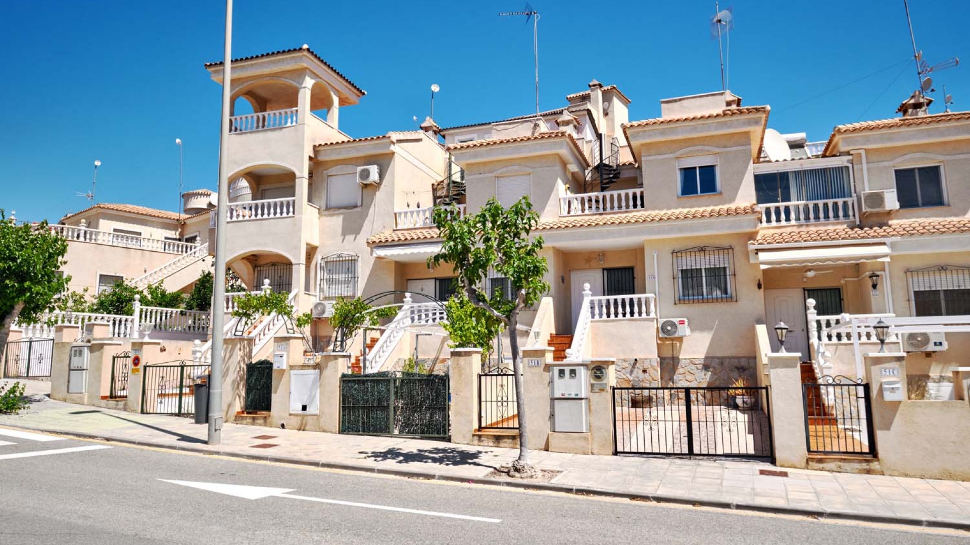 Wederverkoop - Herenhuis - Pinar de Campoverde