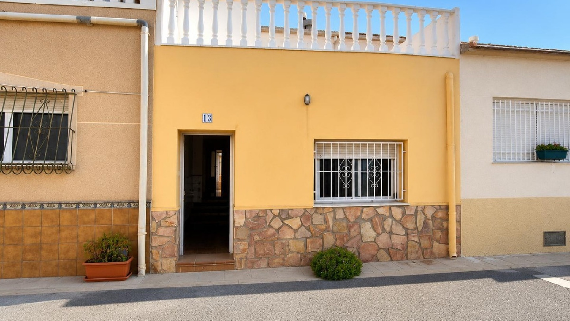 Wederverkoop - Herenhuis - Pinoso - Pinoso Centro