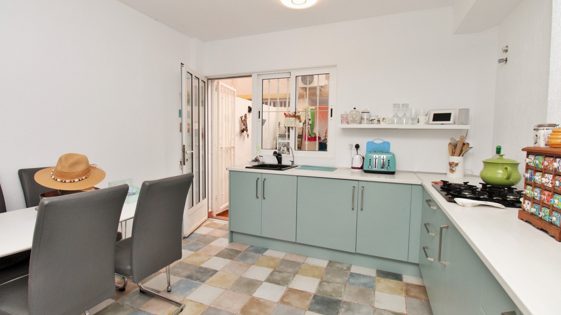 Wederverkoop - Herenhuis - Playa Flamenca - amapolas