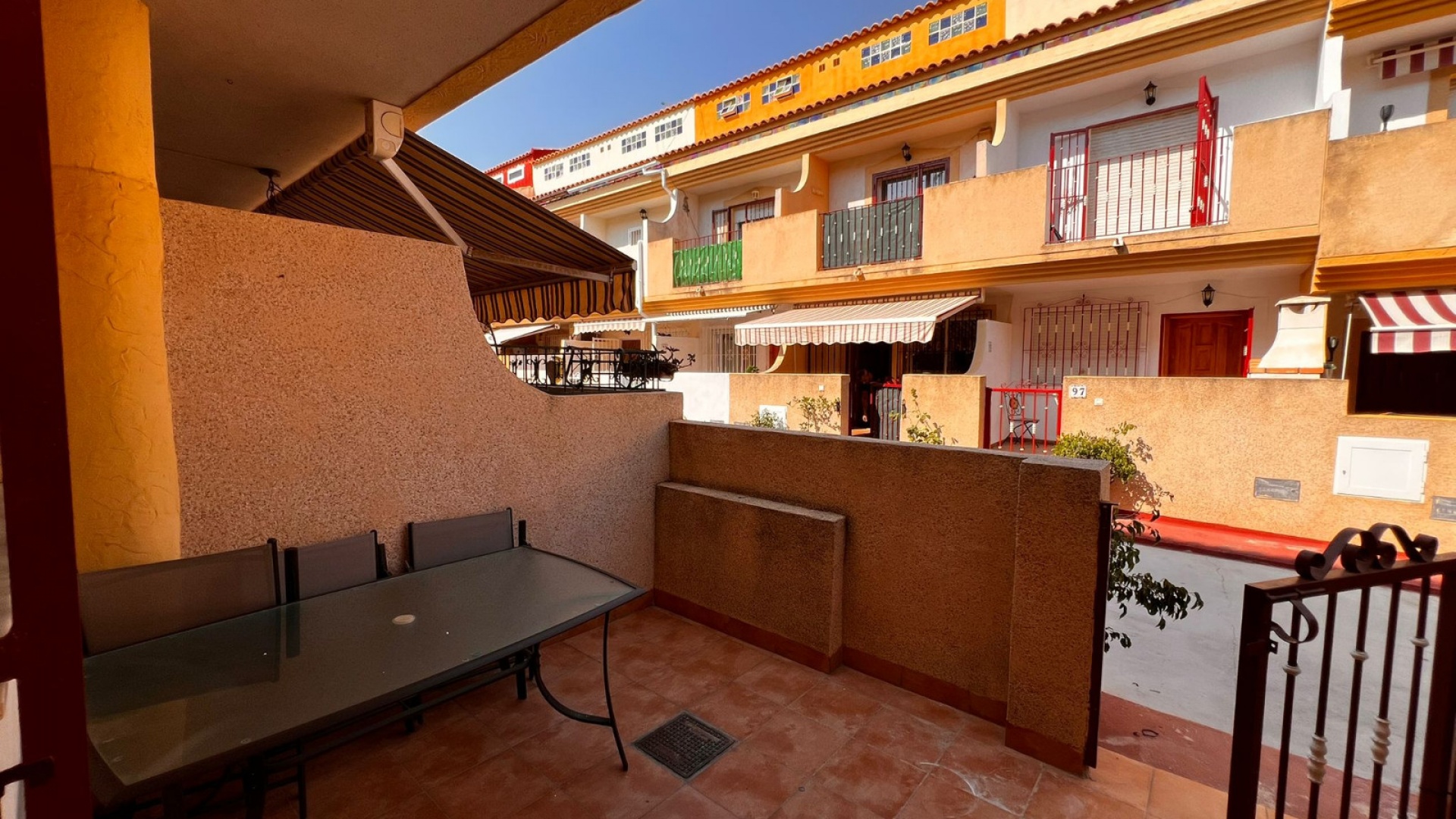 Wederverkoop - Herenhuis - Playa Flamenca - amapolas