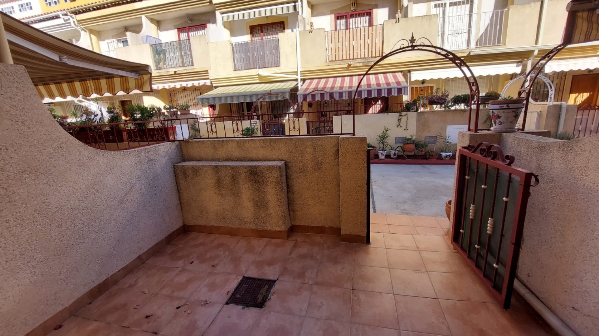 Wederverkoop - Herenhuis - Playa Flamenca - amapolas