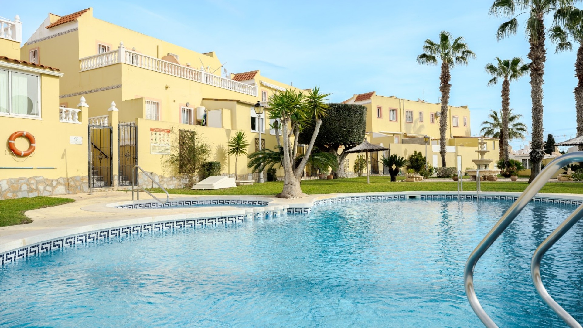 Wederverkoop - Herenhuis - Playa Flamenca - las chismosas