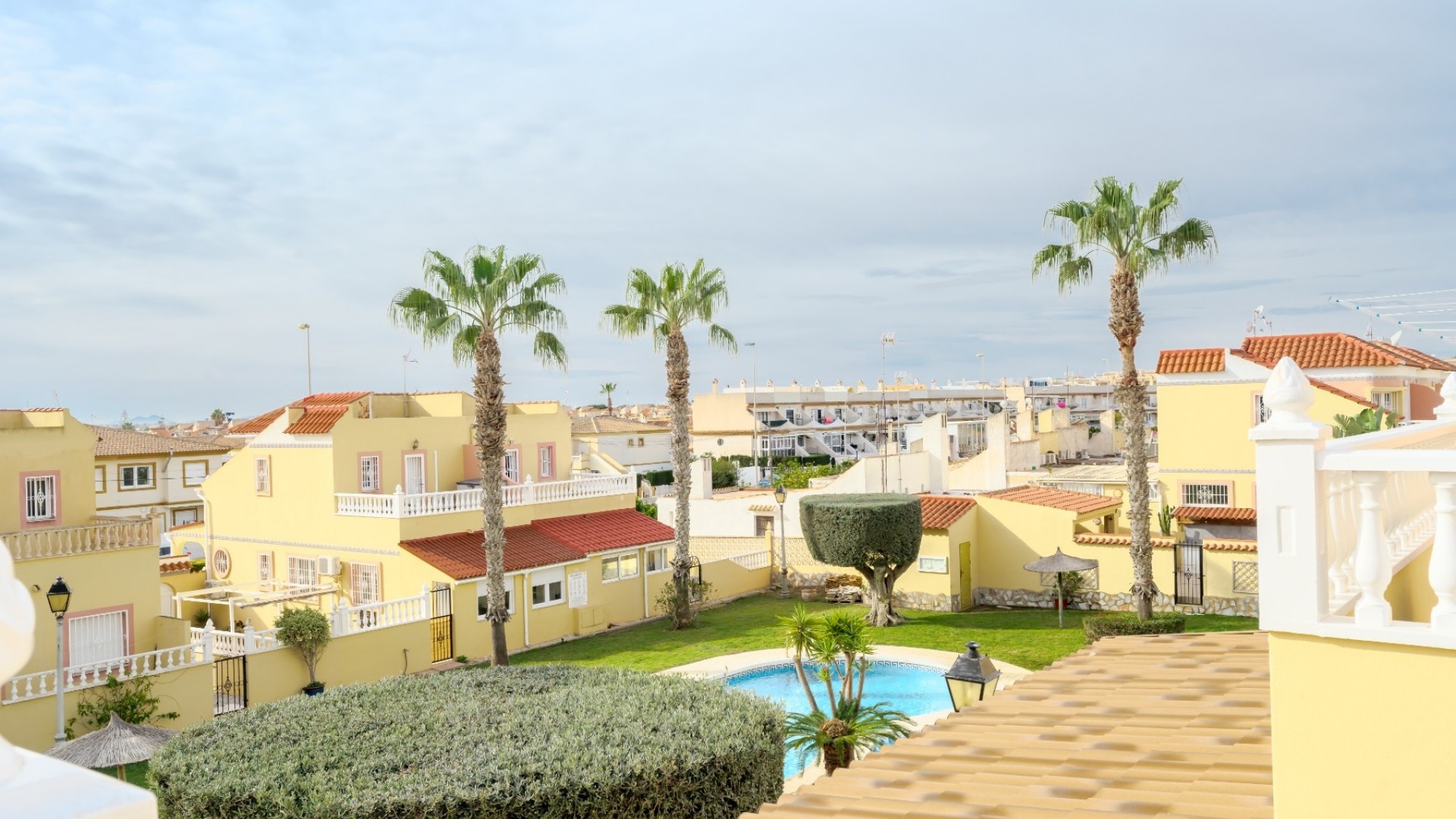 Wederverkoop - Herenhuis - Playa Flamenca - las chismosas