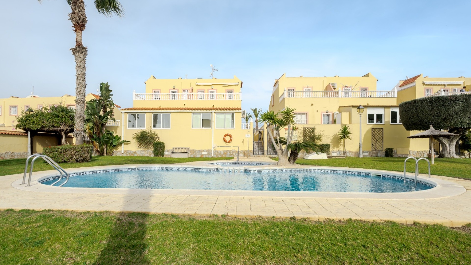 Wederverkoop - Herenhuis - Playa Flamenca - las chismosas