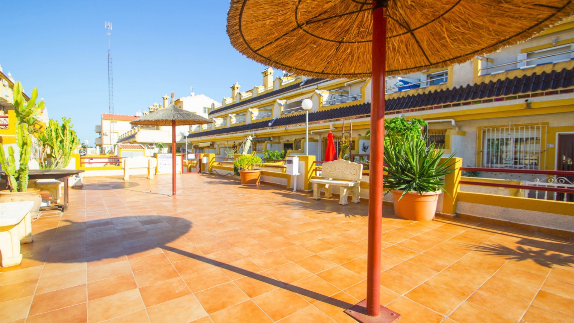 Wederverkoop - Herenhuis - Playa Flamenca - las chismosas