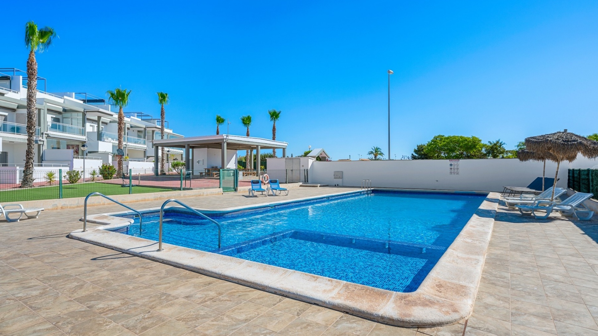 Wederverkoop - Herenhuis - Playa Flamenca - Oasis Place