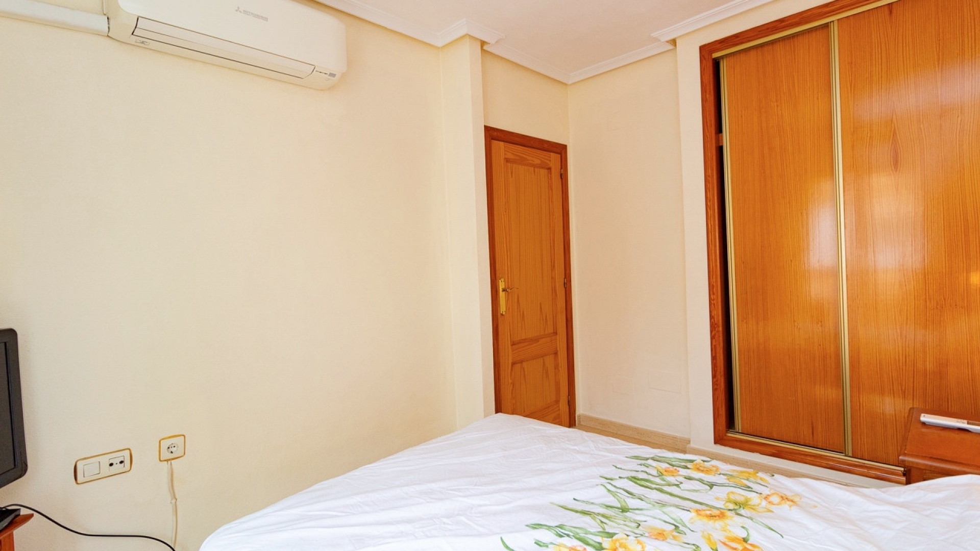 Wederverkoop - Herenhuis - Playa Flamenca - pueblo caballero