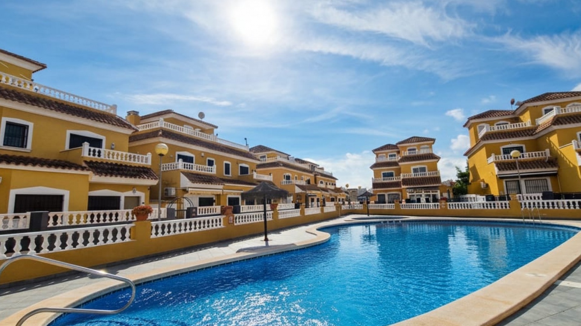 Wederverkoop - Herenhuis - Playa Flamenca - Res. Argenta