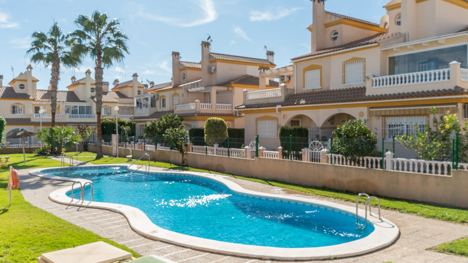Wederverkoop - Herenhuis - Playa Flamenca - villa flamenca
