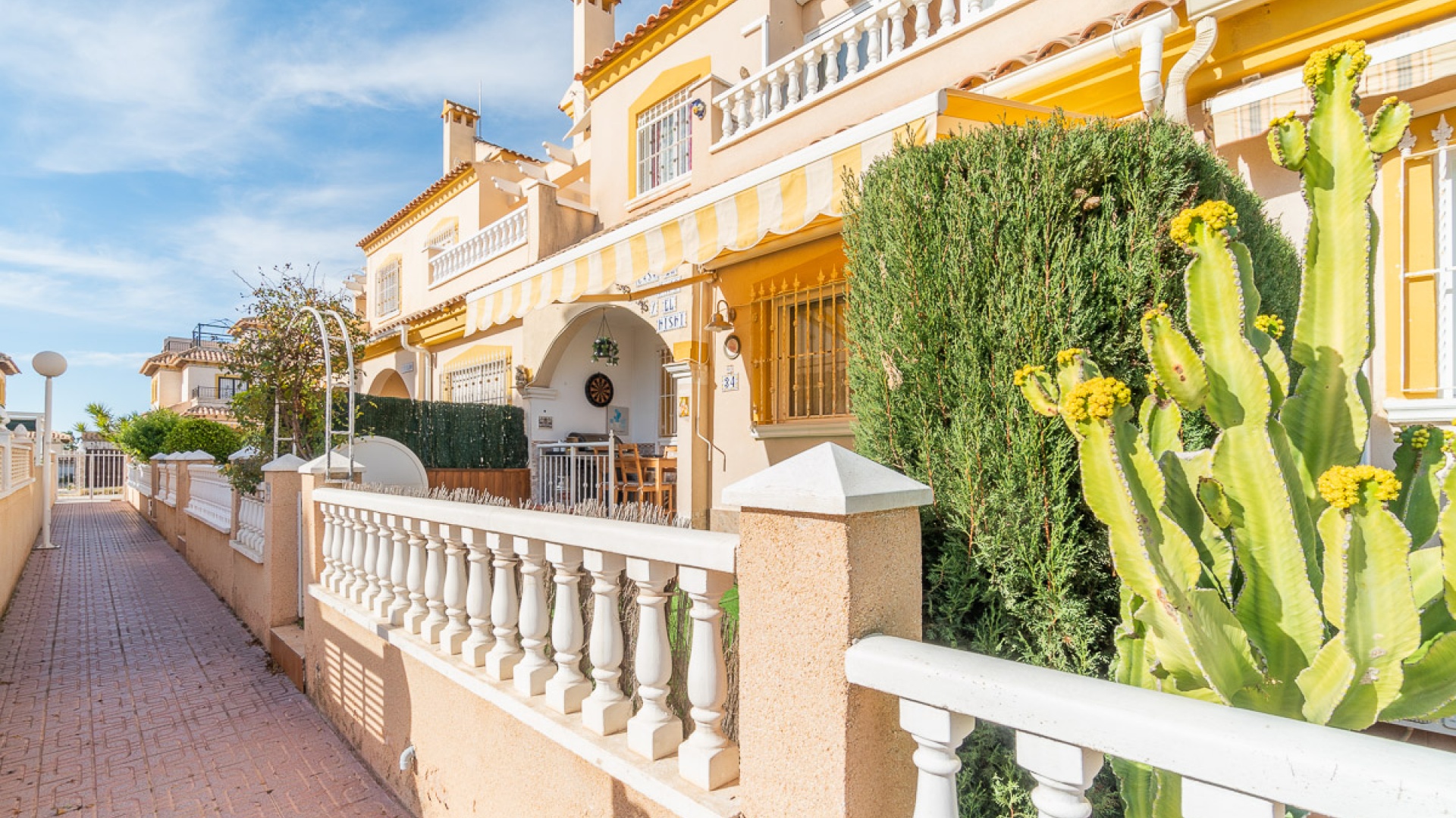 Wederverkoop - Herenhuis - Playa Flamenca - villa flamenca