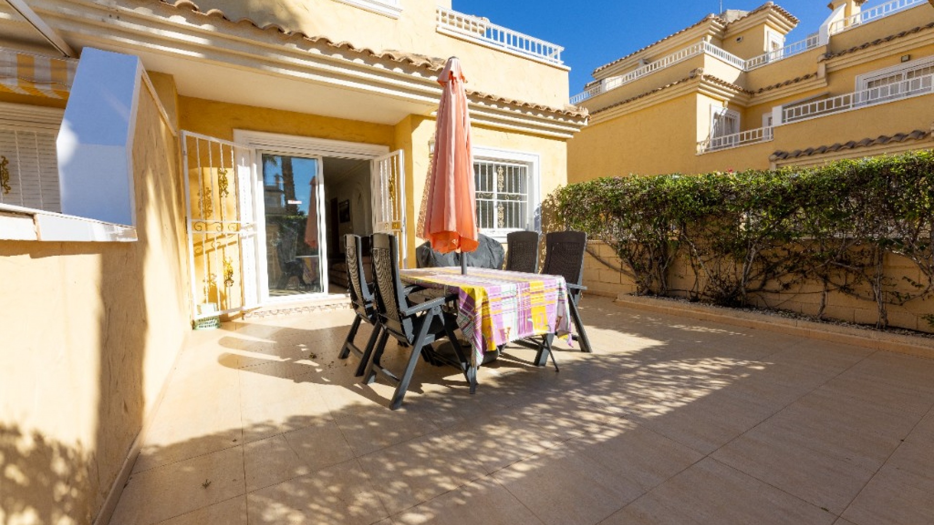 Wederverkoop - Herenhuis - Punta Prima - Mariblanca