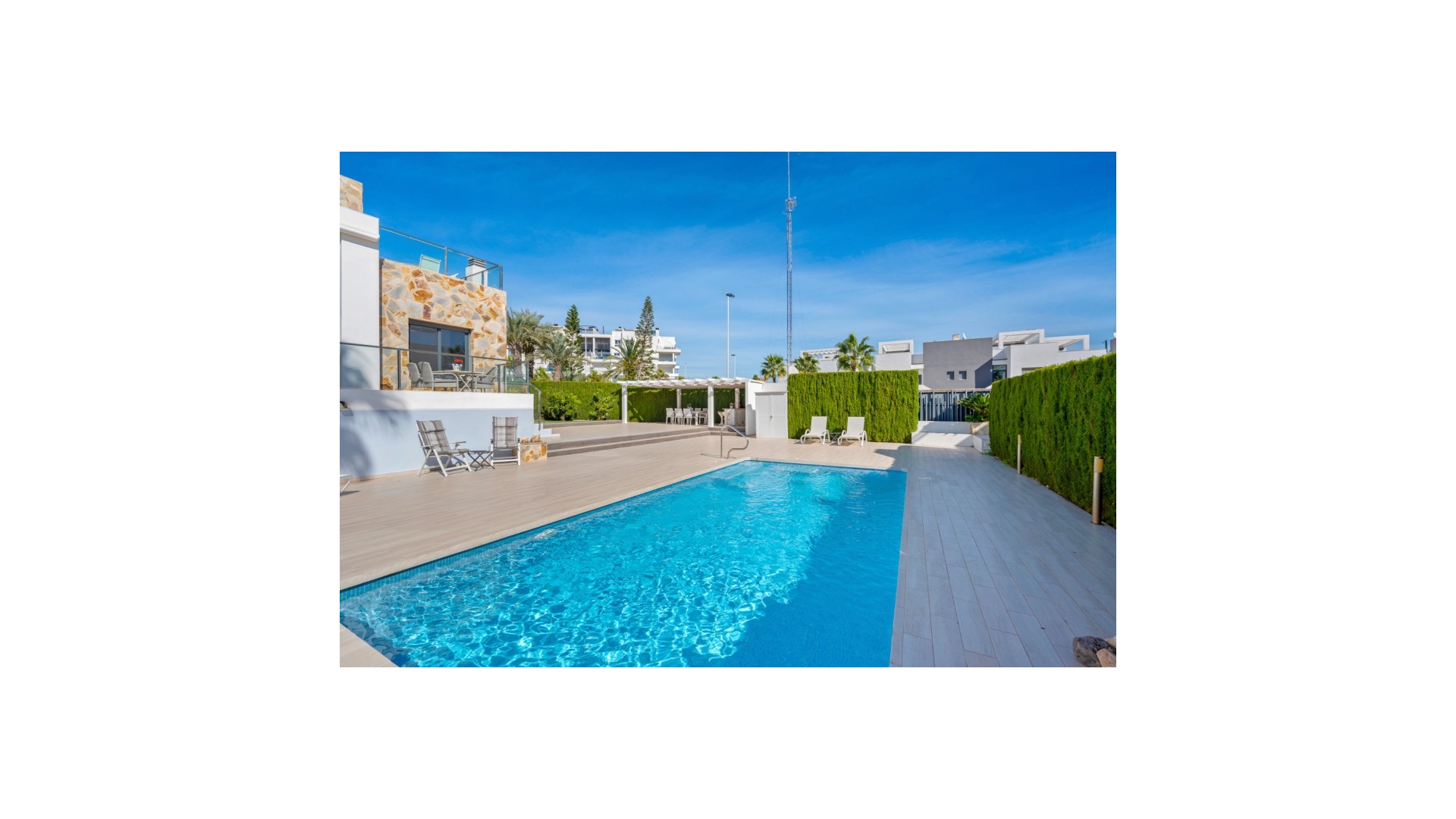 Wederverkoop - Herenhuis - Punta Prima