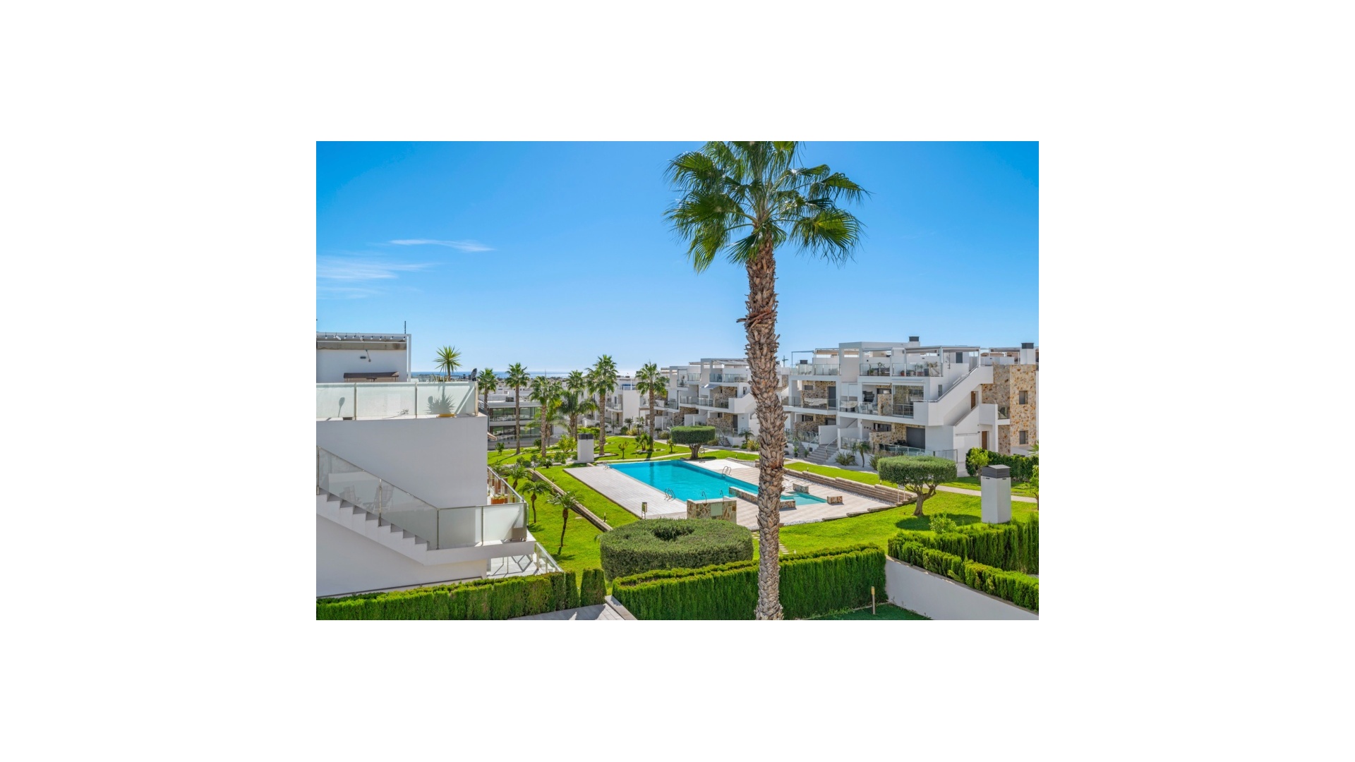 Wederverkoop - Herenhuis - Punta Prima