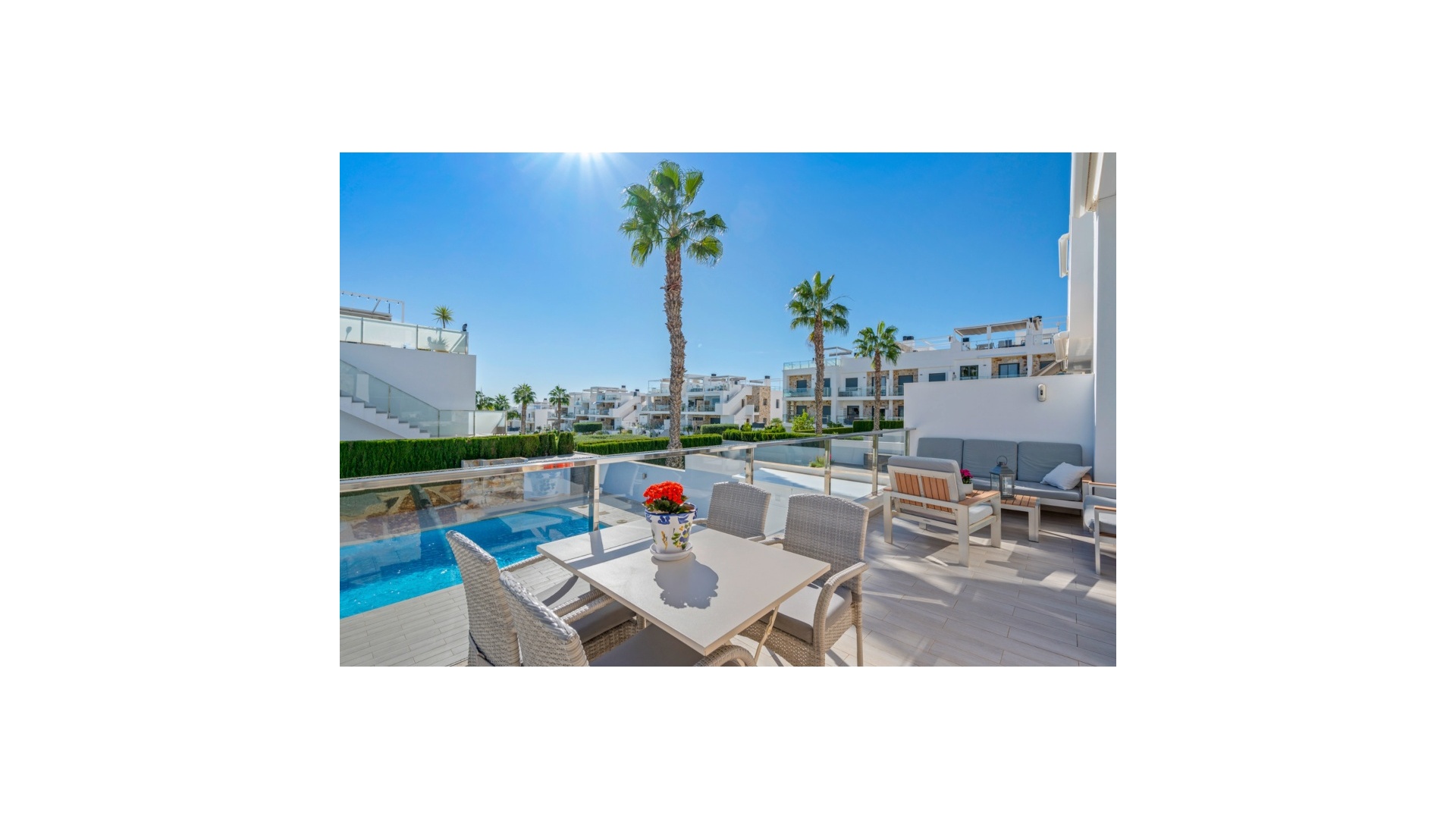 Wederverkoop - Herenhuis - Punta Prima