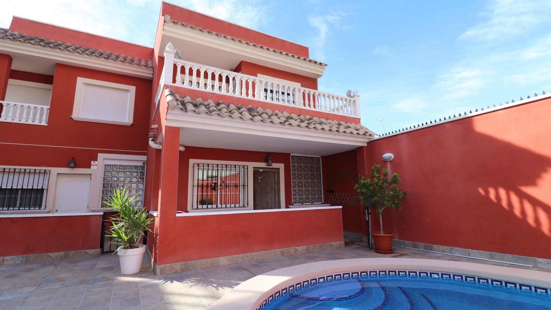 Wederverkoop - Herenhuis - Redovan - Redovan - Town