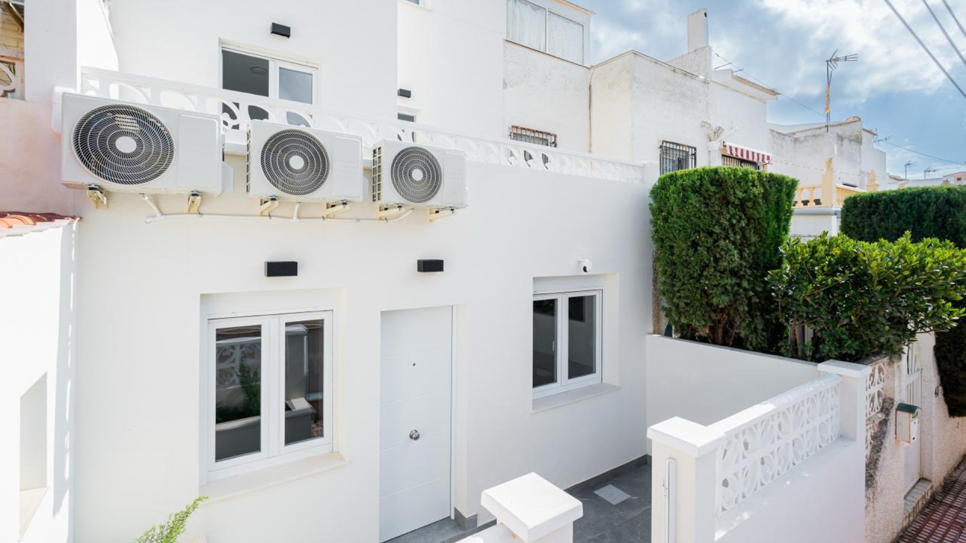 Wederverkoop - Herenhuis - Torrevieja - calas blancas