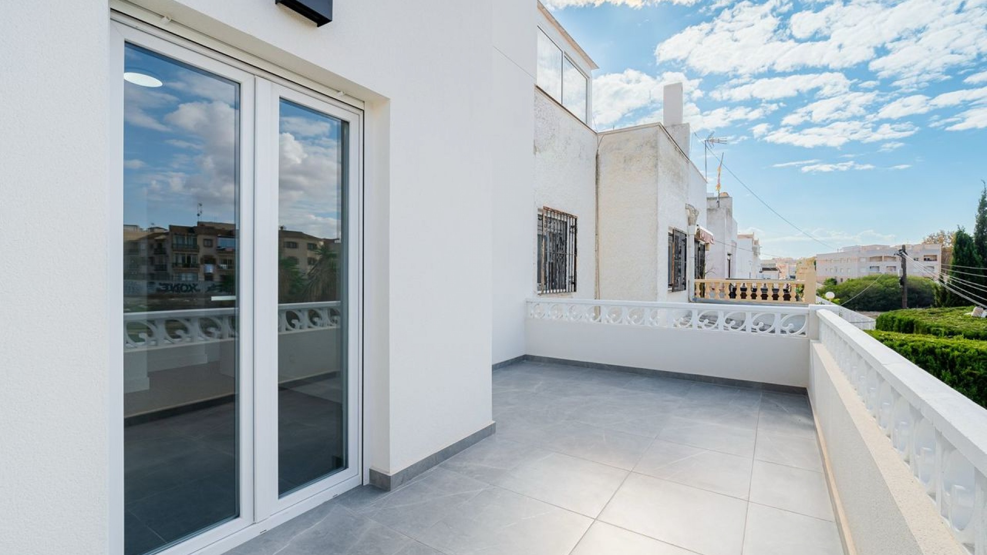 Wederverkoop - Herenhuis - Torrevieja - calas blancas