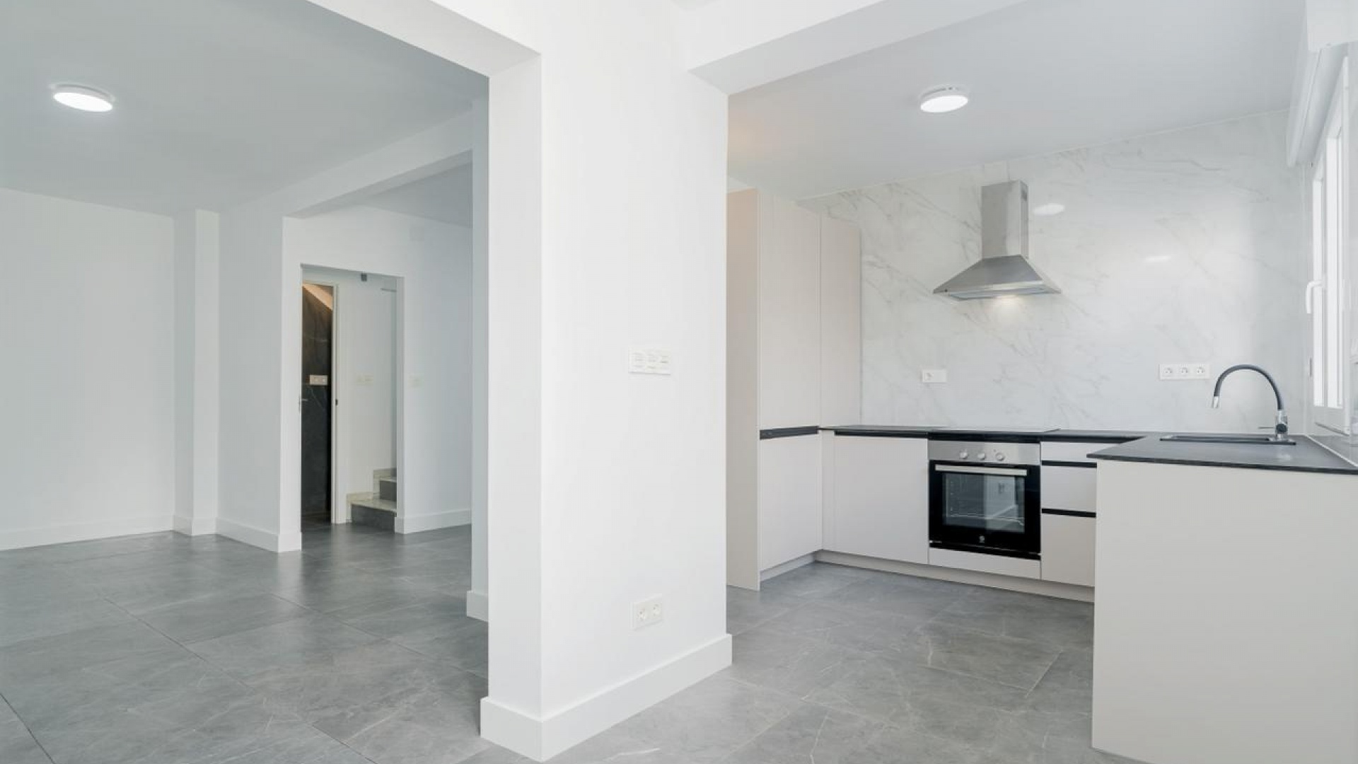 Wederverkoop - Herenhuis - Torrevieja - calas blancas