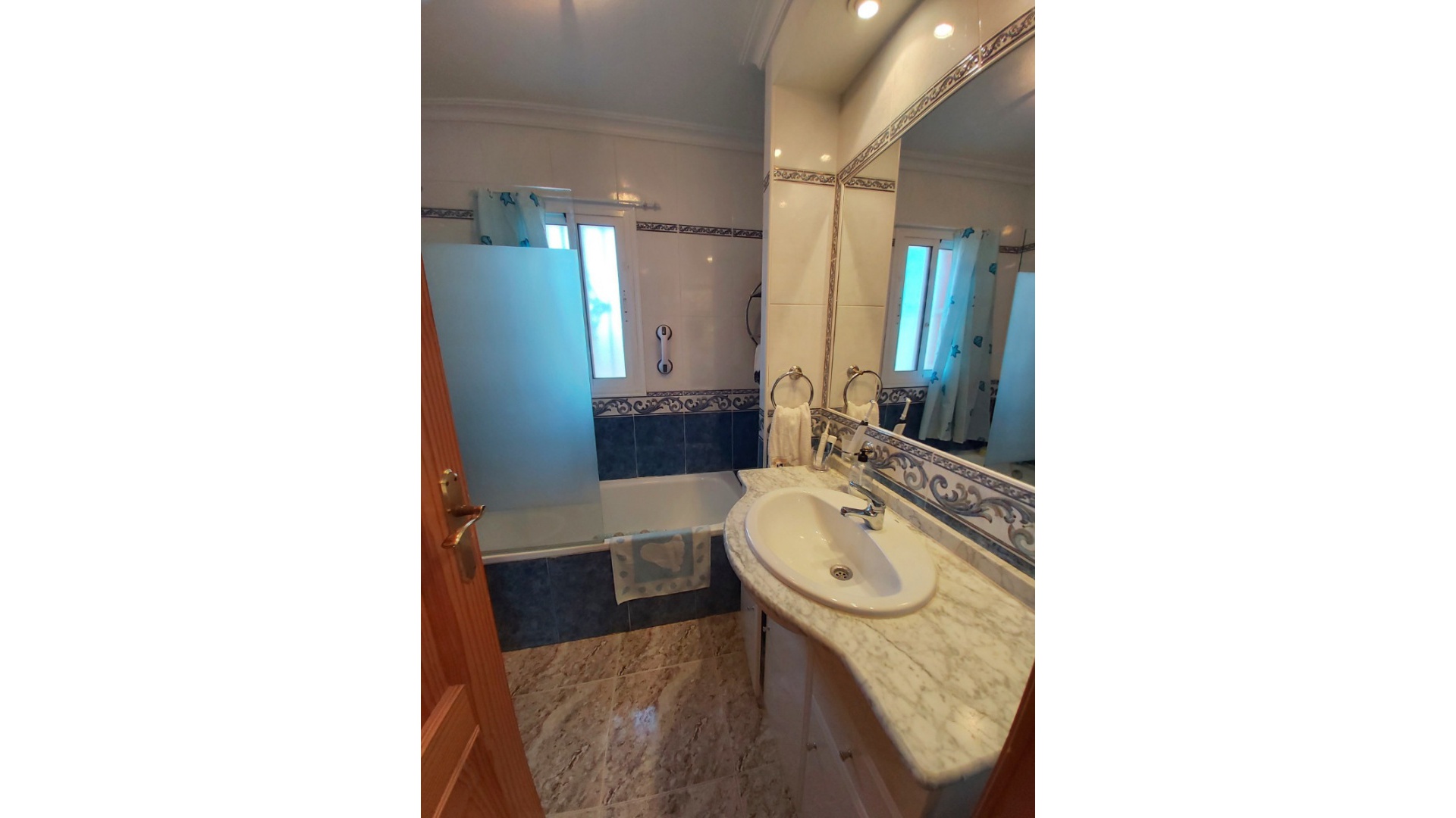 Wederverkoop - Herenhuis - Torrevieja - Macarena