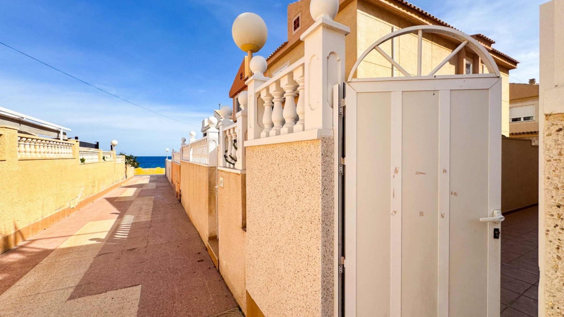 Wederverkoop - Herenhuis - Torrevieja - Playa De La Mata