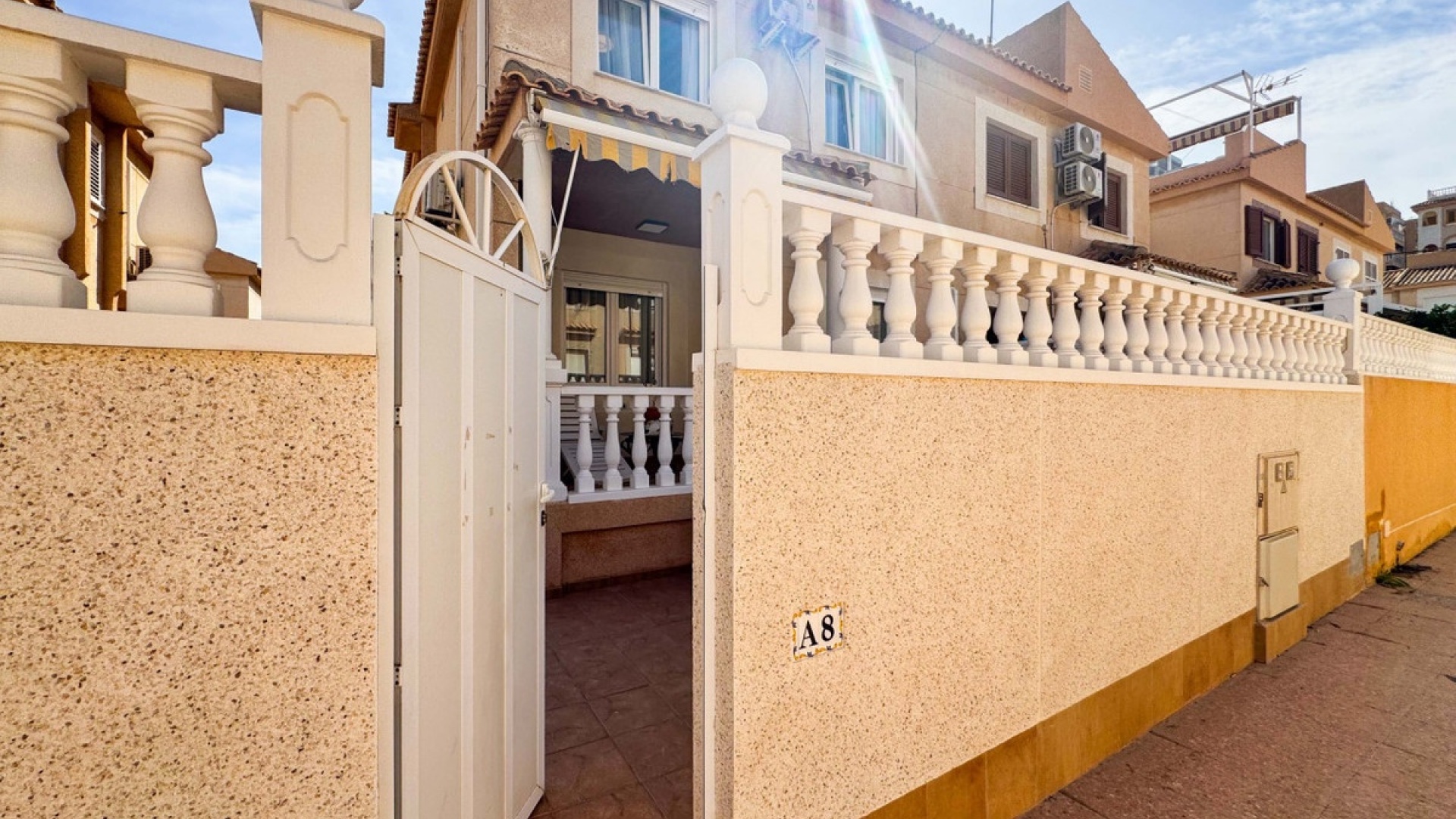 Wederverkoop - Herenhuis - Torrevieja - Playa De La Mata