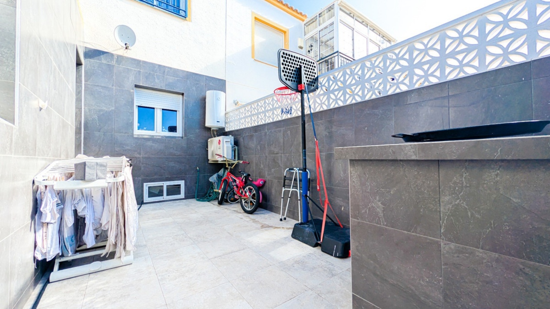 Wederverkoop - Herenhuis - Torrevieja - Torrevieja Centro