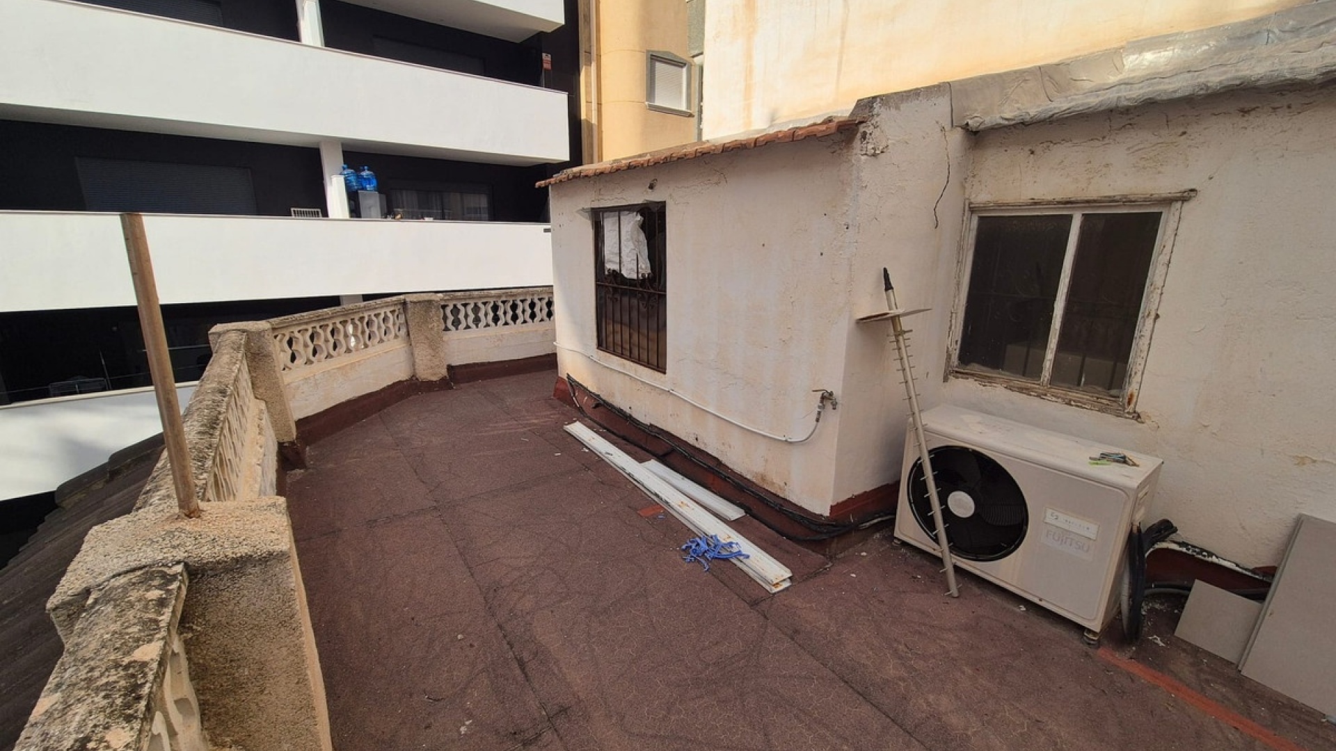 Wederverkoop - Herenhuis - Torrevieja - Torrevieja Centro