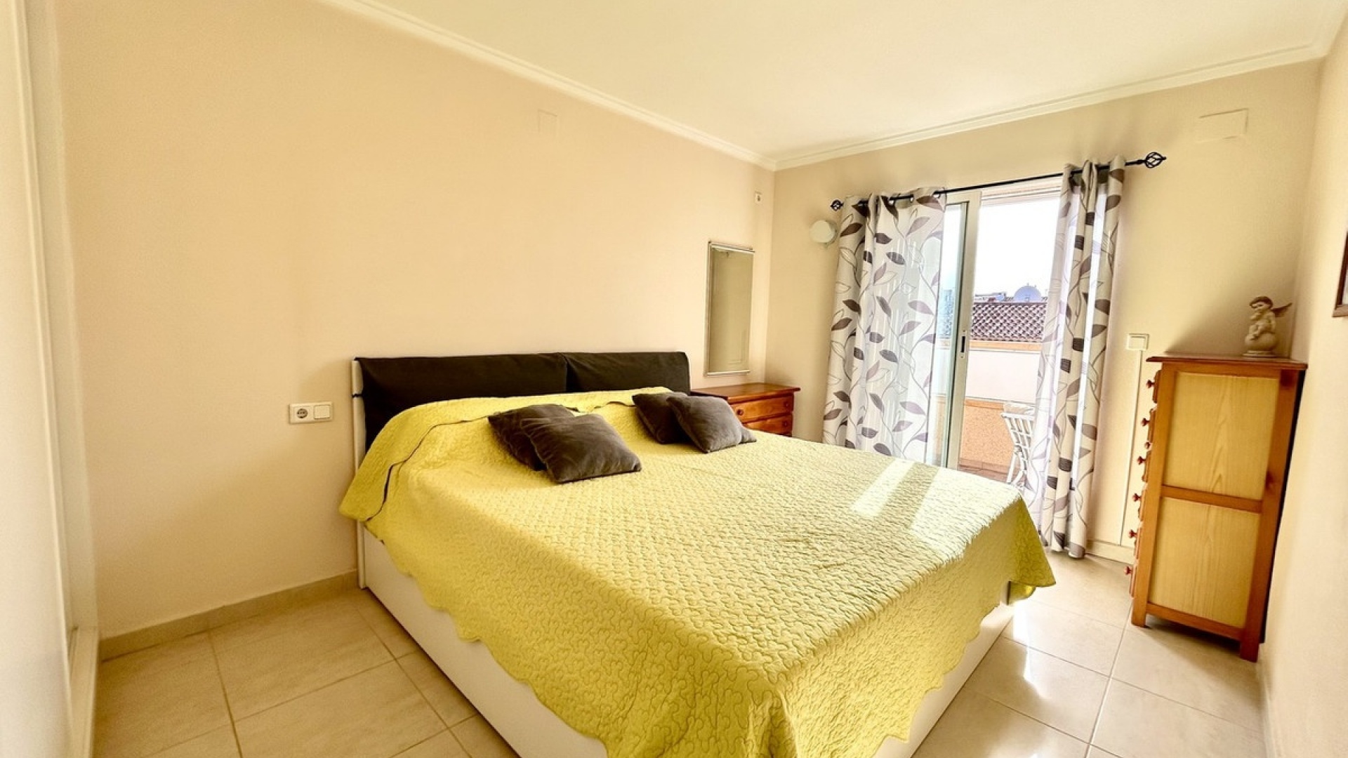 Wederverkoop - Herenhuis - Torrevieja - Torrevieja Centro