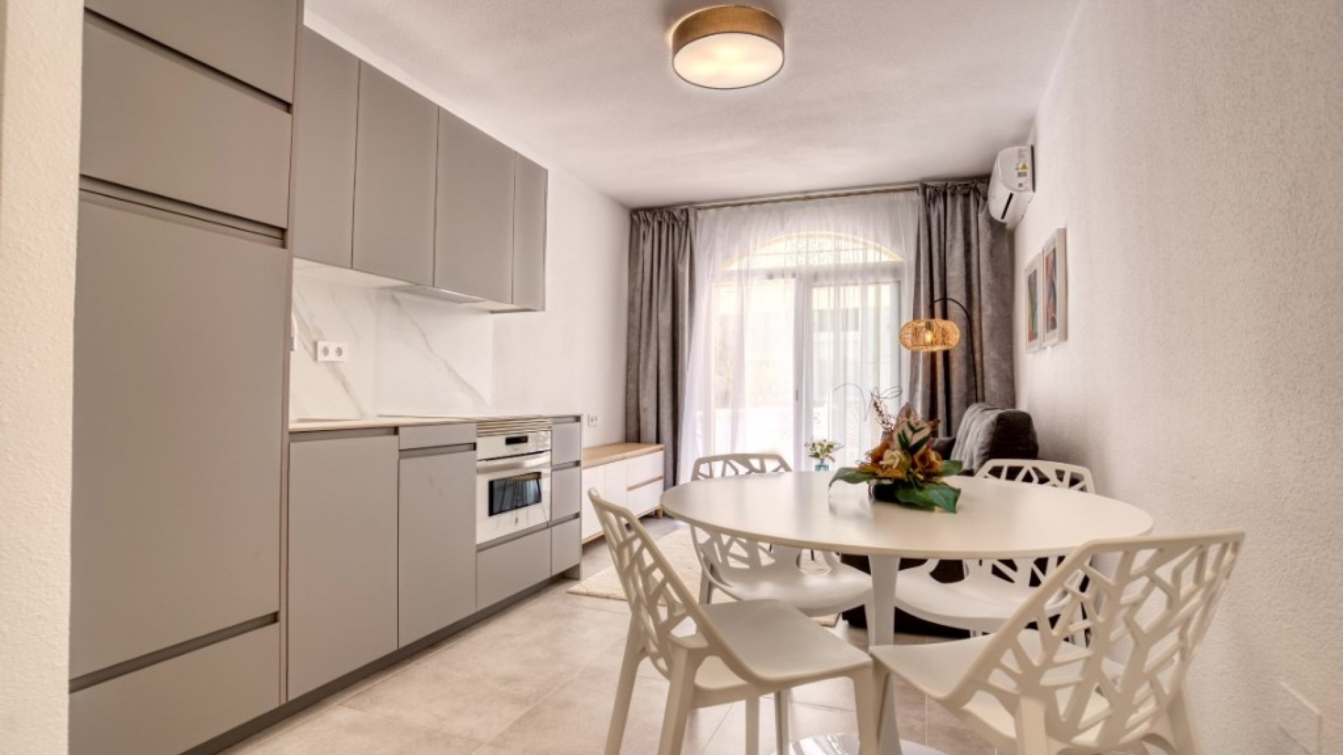 Wederverkoop - Herenhuis - Torrevieja