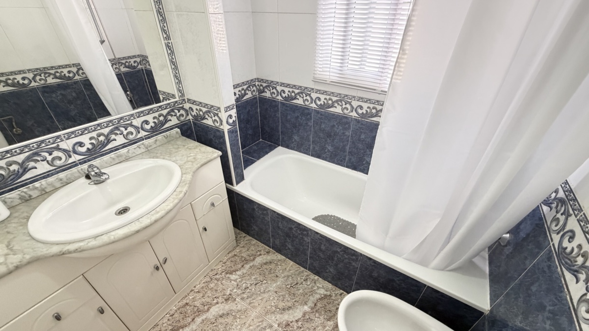 Wederverkoop - Herenhuis - Villamartin - bosque de las lomas