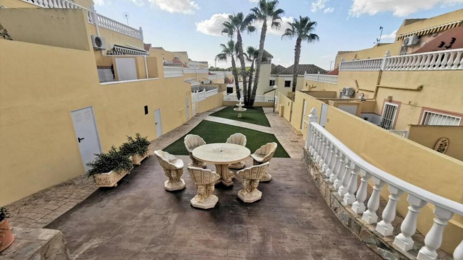 Wederverkoop - Herenhuis - Villamartin - bosque de las lomas