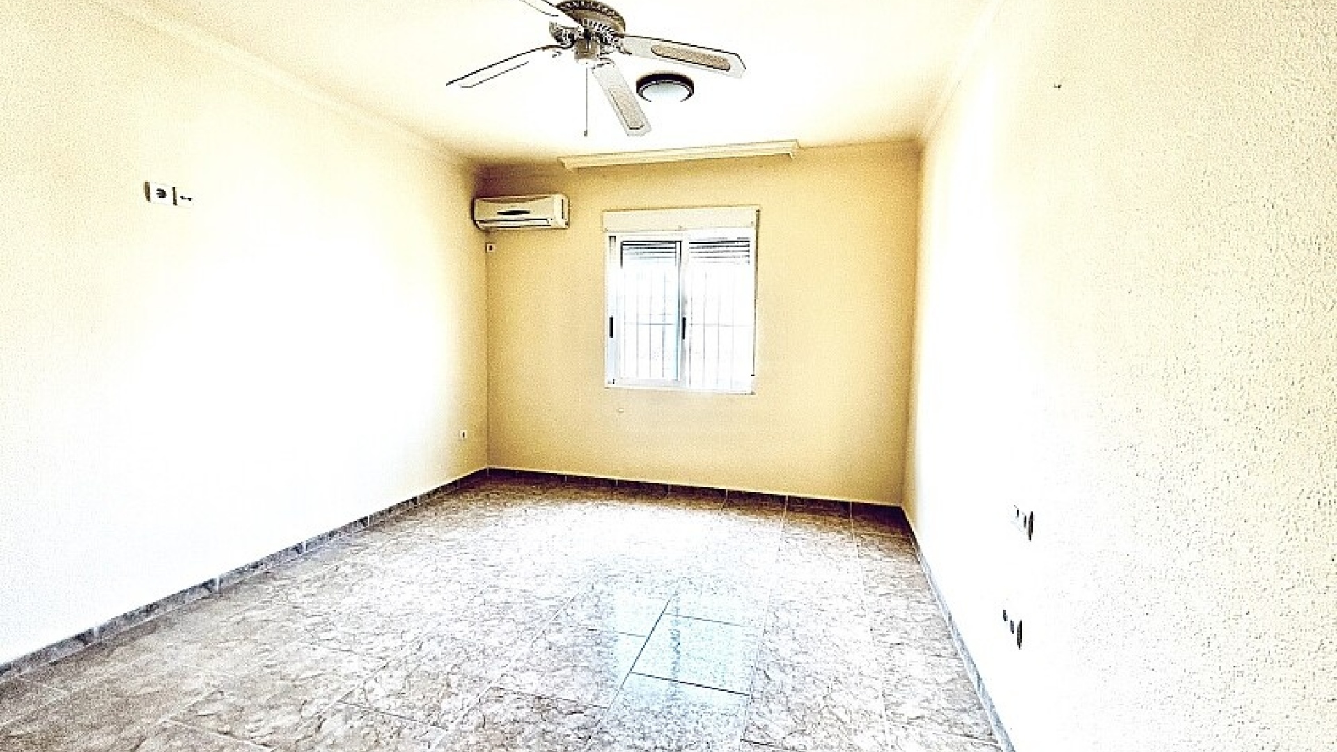 Wederverkoop - Herenhuis - Villamartin - La Fuente