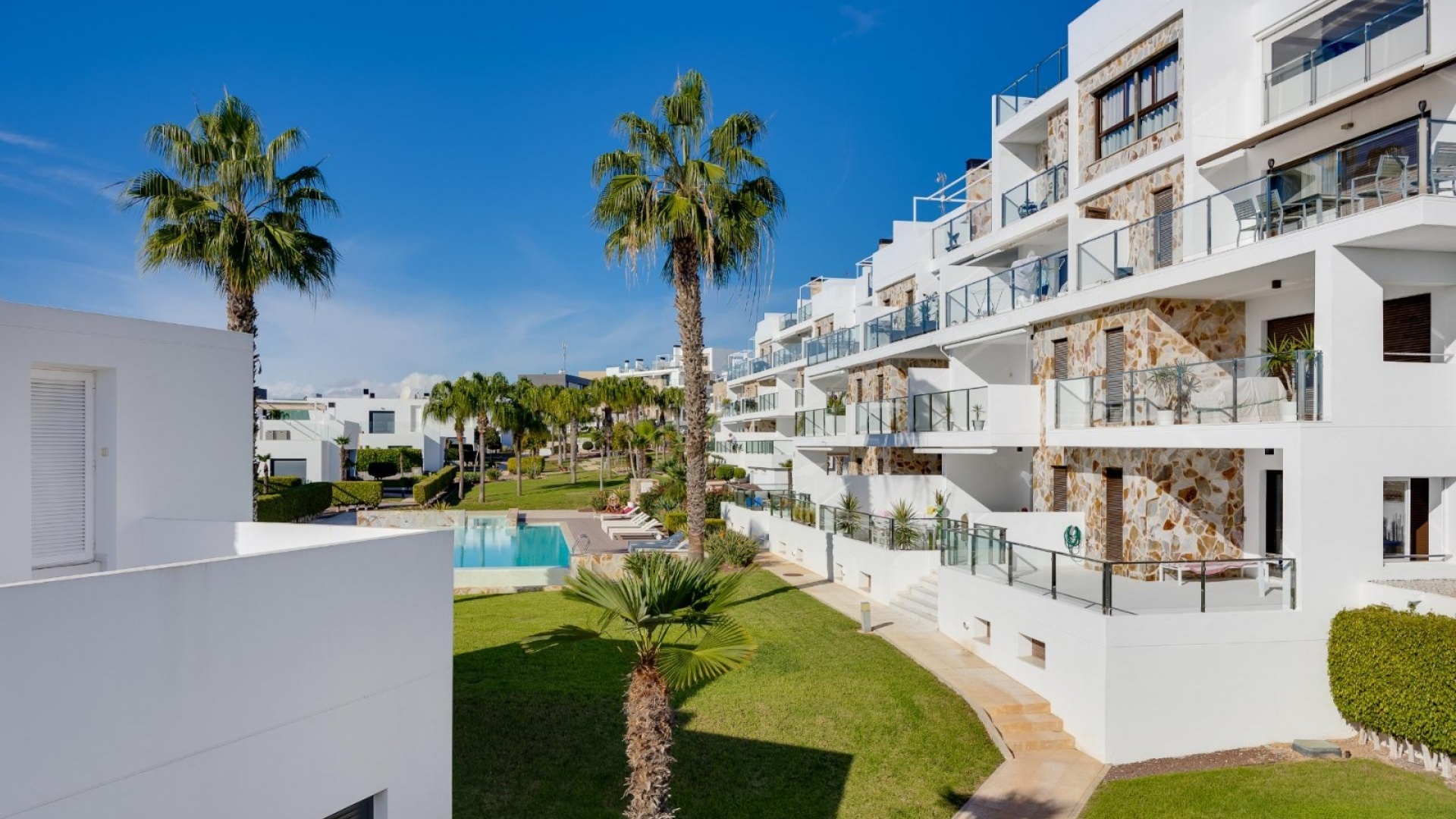 Wederverkoop - Herenhuis - Villamartin - La Fuente