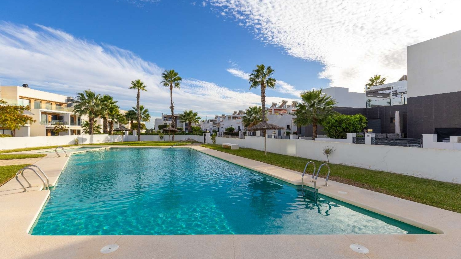 Wederverkoop - Herenhuis - Villamartin - La Fuente