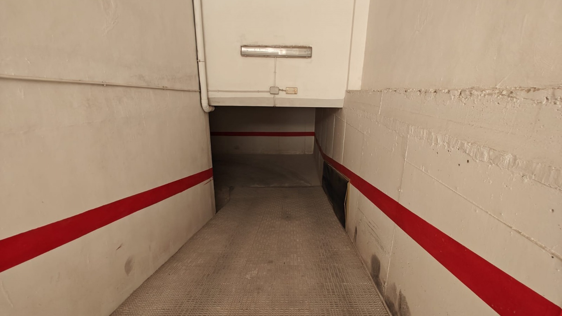 Wederverkoop - Parkeerplaats / Garage - Torrevieja - Playa de los Locos