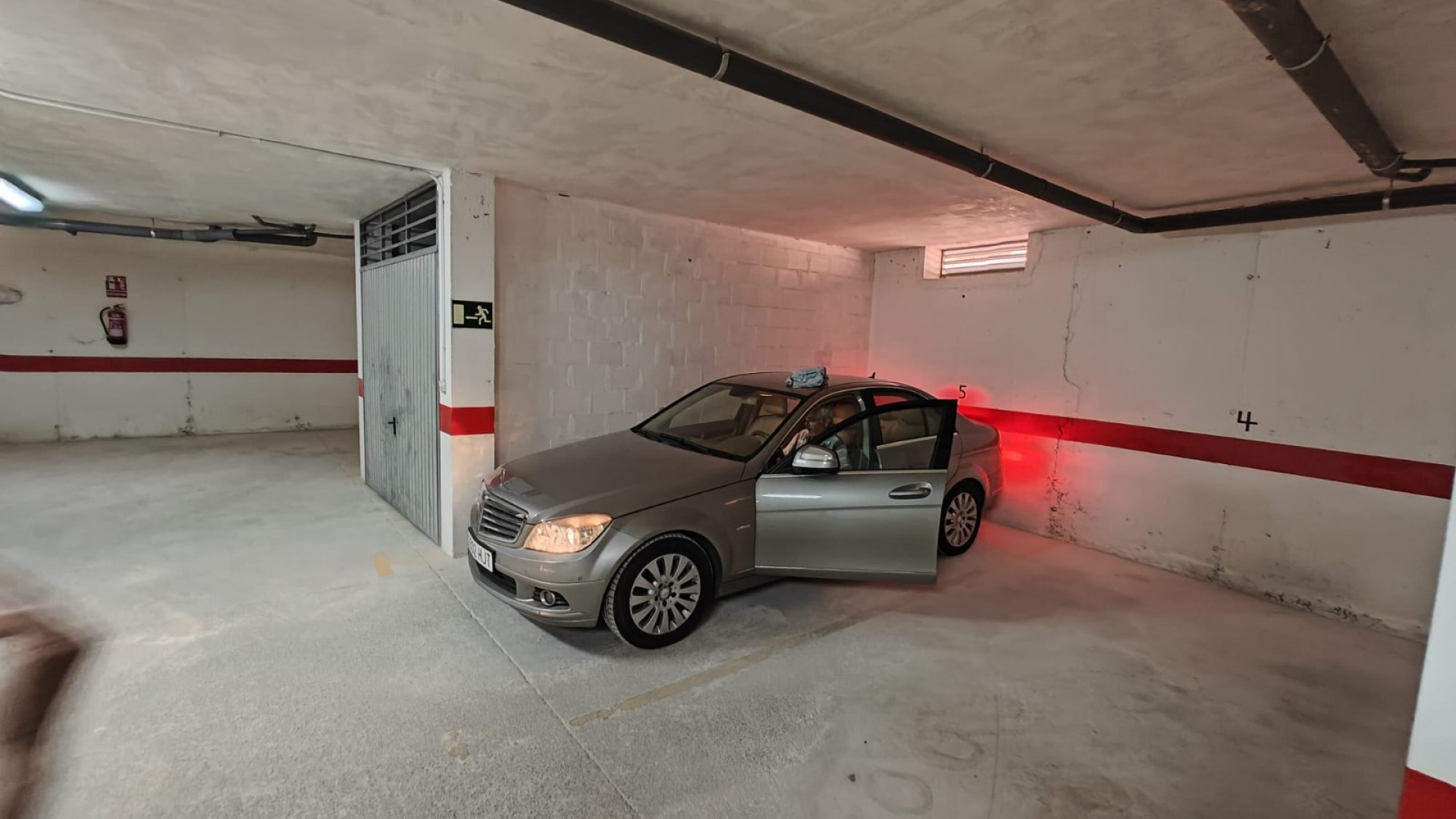 Wederverkoop - Parkeerplaats / Garage - Torrevieja - Playa de los Locos