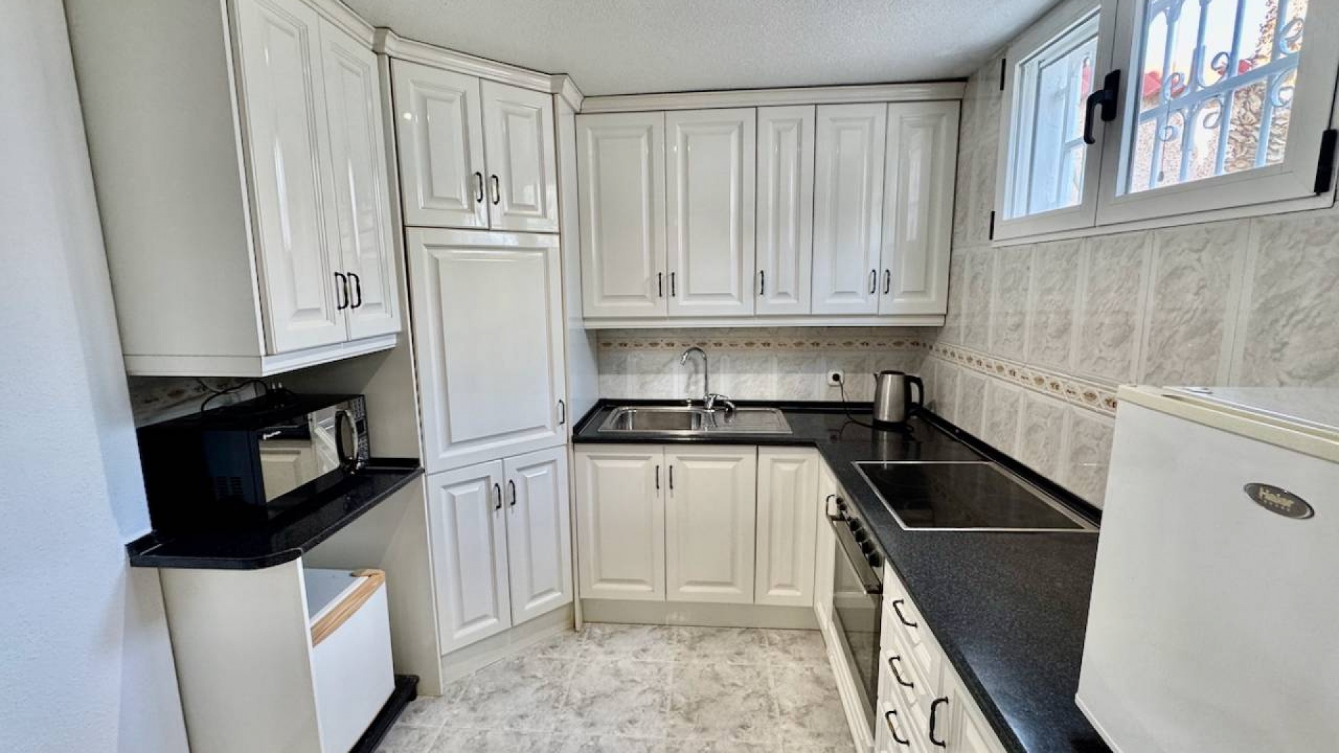 Wederverkoop - Villa - Benijofar - Benimar