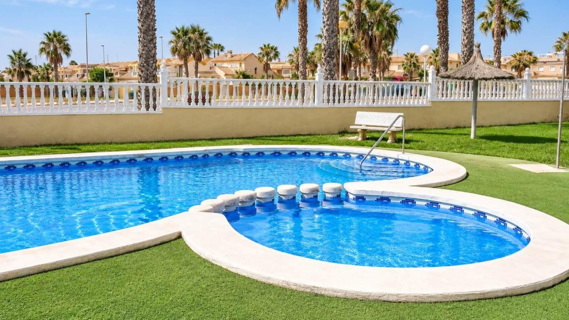 Wederverkoop - Villa - Cabo Roig - Costa Blanca South