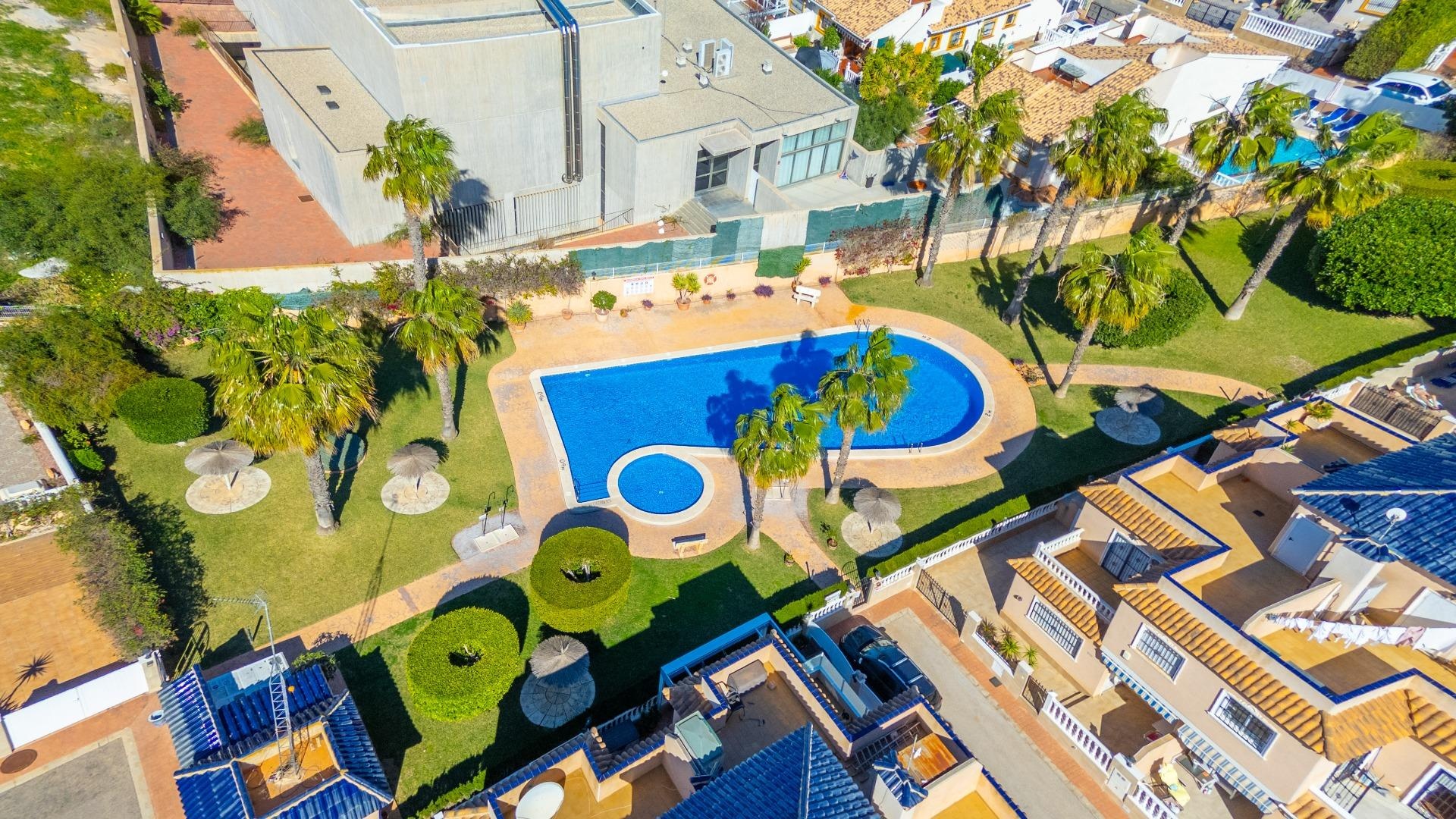 Wederverkoop - Villa - Cabo Roig - la regia