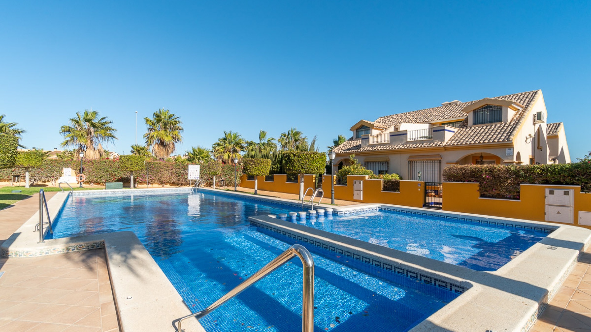 Wederverkoop - Villa - Cabo Roig - Lomas de Cabo Roig