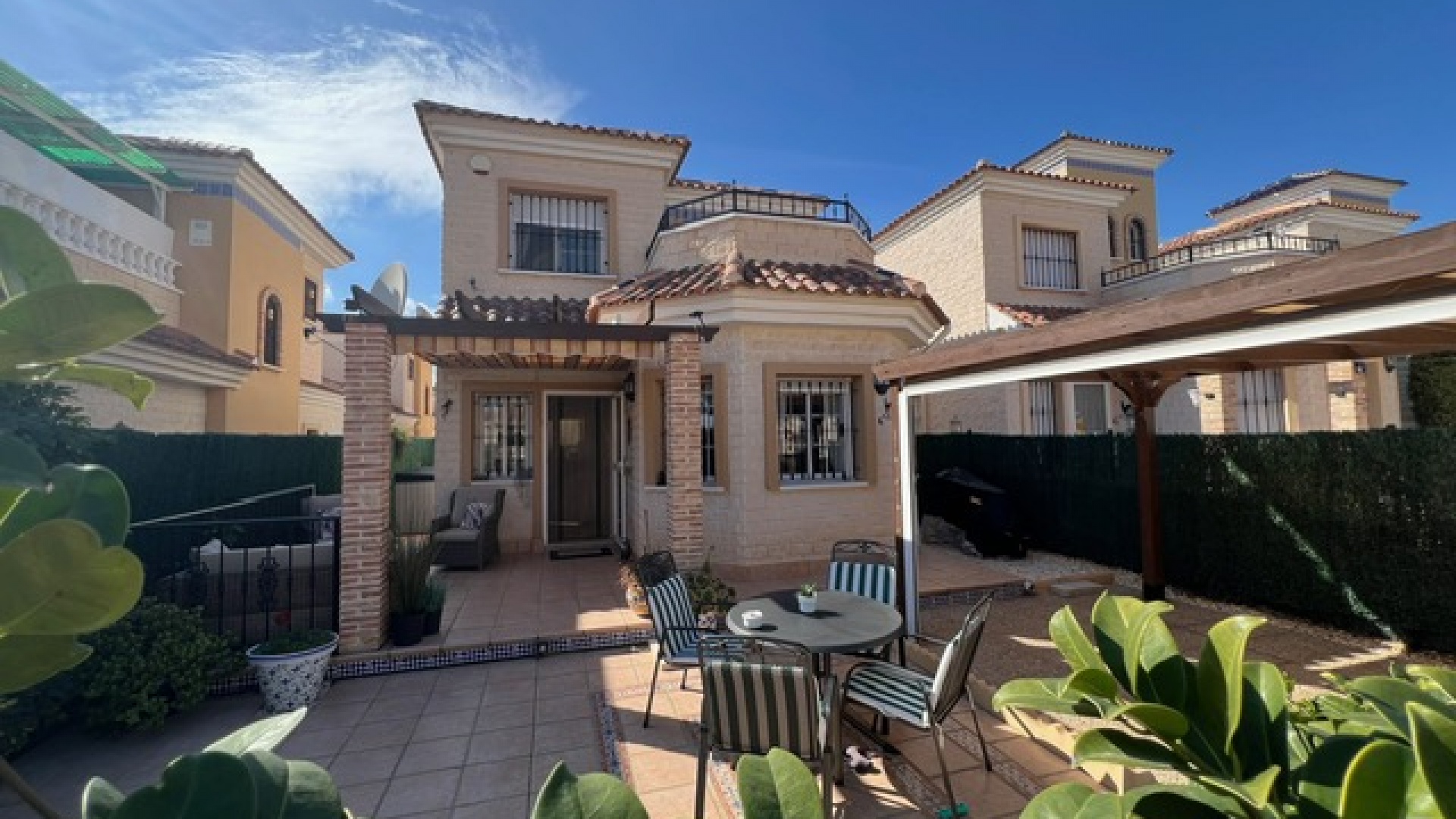 Wederverkoop - Villa - Guardamar del Segura - El Raso