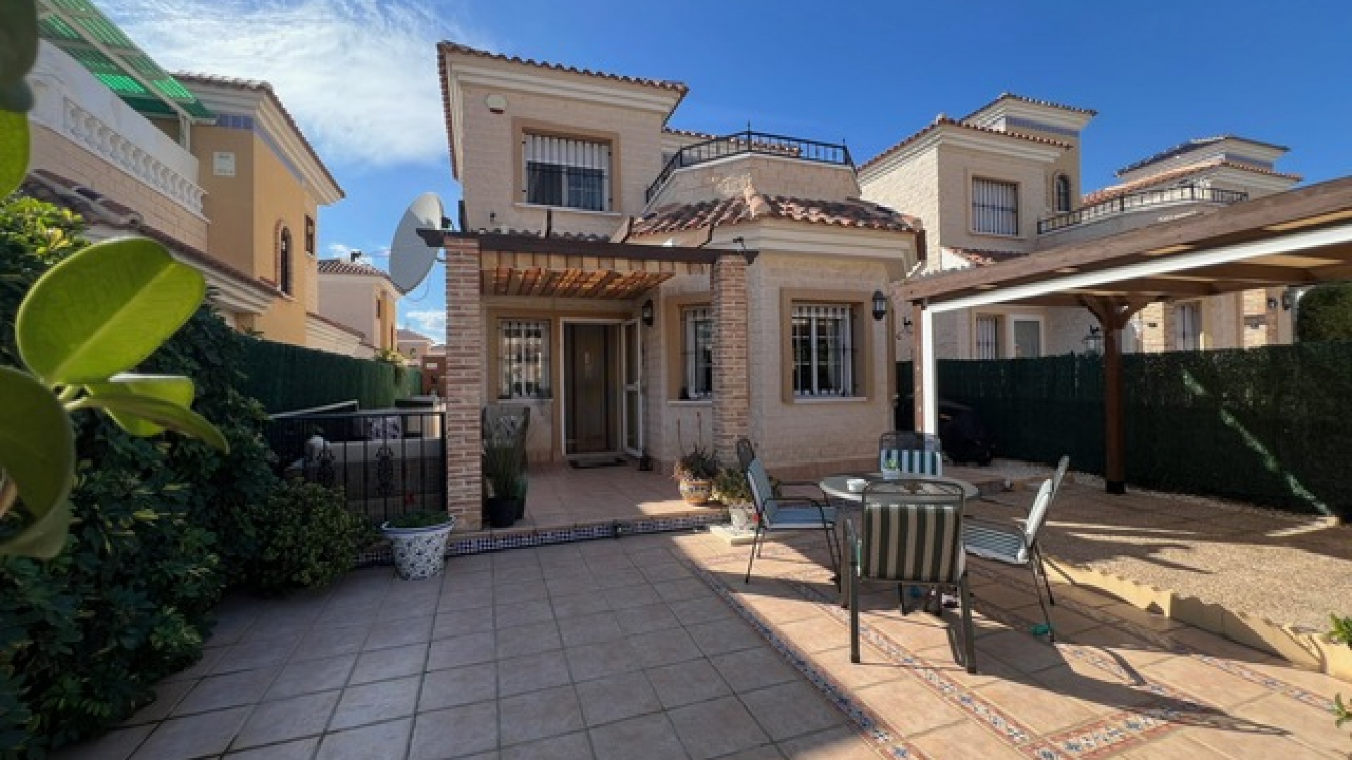 Wederverkoop - Villa - Guardamar del Segura - El Raso