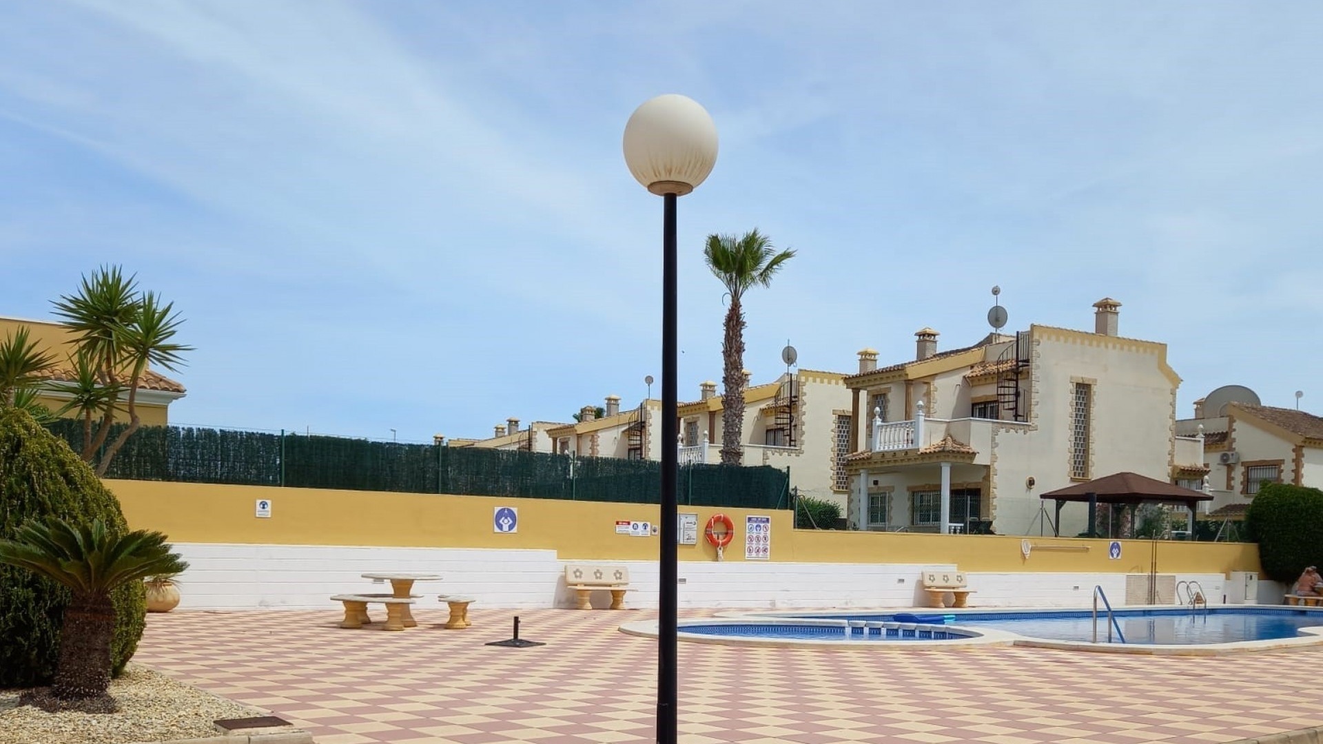 Wederverkoop - Villa - Guardamar del Segura - El Raso