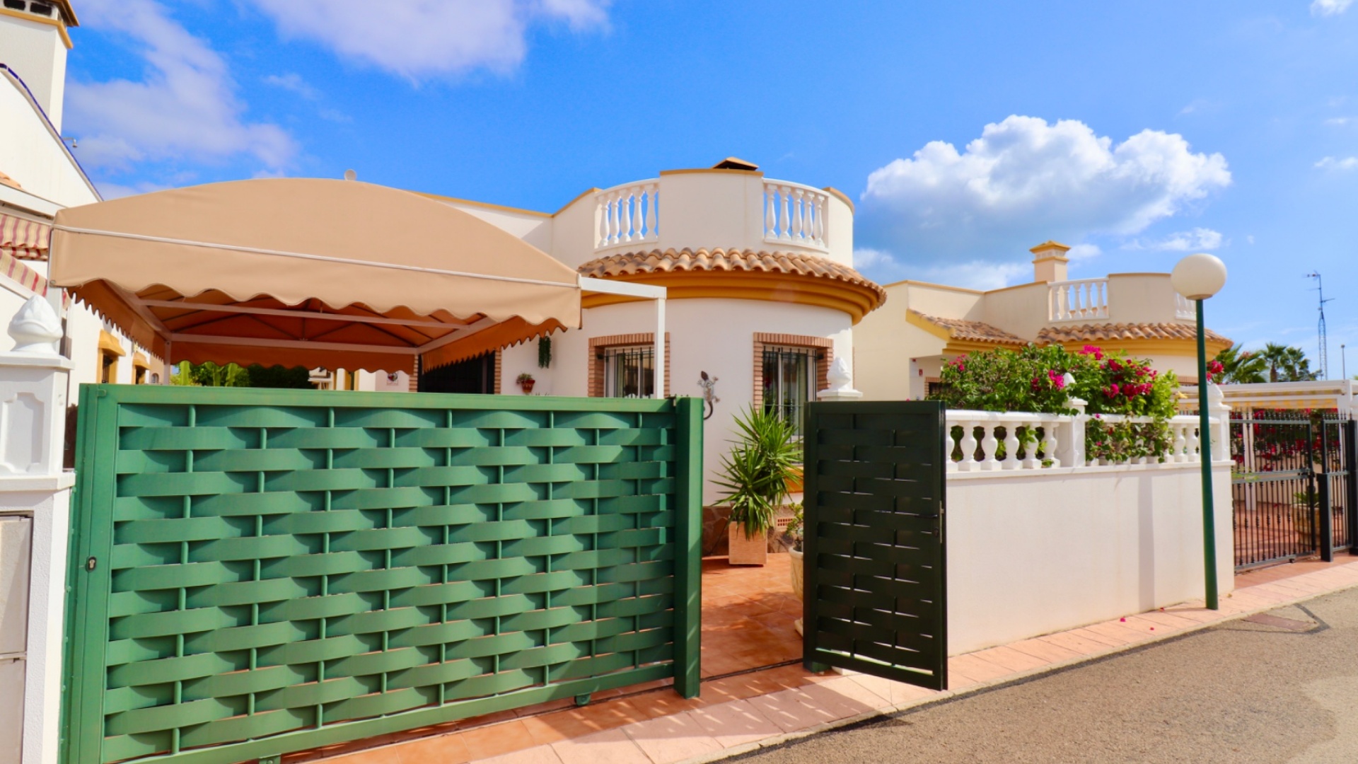 Wederverkoop - Villa - Guardamar del Segura - El Raso